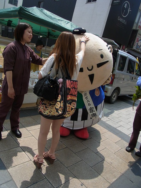 家康くん モール街軽トラ市出陣!!