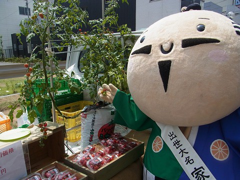 家康くん モール街軽トラ市出陣!!