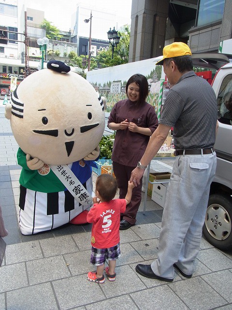 家康くん モール街軽トラ市出陣!!