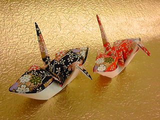 折り紙 鬼の面(立体鼻)赤金の紙で 折り紙 鬼の面(立体鼻)赤金の紙で