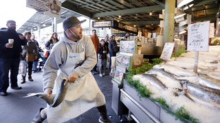 小さいおっさん PIKE PLACE FISH MARKET 小さいおっさん PIKE PLACE FISH MARKET