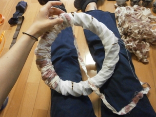 思いがけず、エグめに仕上がった Halloween Wreath 思いがけず、エグめに仕上がった Halloween Wreath