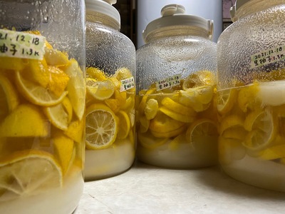 柚子の醗酵ドリンク仕込みました! 柚子の醗酵ドリンク仕込みました!