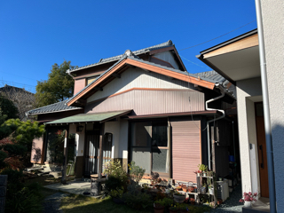 玄関庇の完成 玄関庇の完成