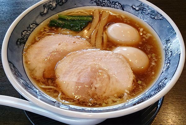 丸(醤油)「めん処 藤堂 沼津店」 丸(醤油)「めん処 藤堂 沼津店」