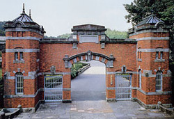 ◆監獄建築家