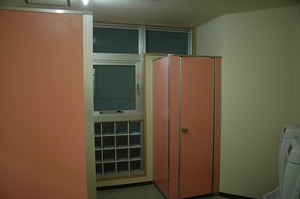 色