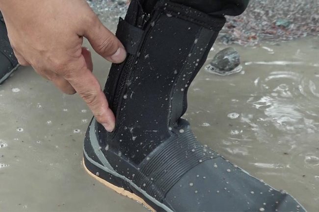 雨の日はワーク用の地下足袋がおすすめ 雨の日はワーク用の地下足袋がおすすめ