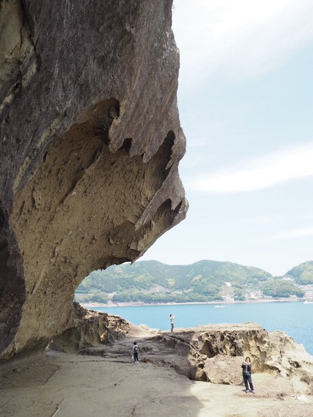 熊野古道を歩く! 松本峠~鬼ヶ城~七里御浜をハイキング♪ 熊野古道を歩く! 松本峠~鬼ヶ城~七里御浜をハイキング♪