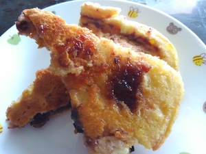 すっごい甘い　パンケーキを作りました　♪