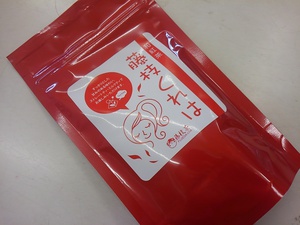 ”和紅茶”コーナー　各種取り揃えております　♡