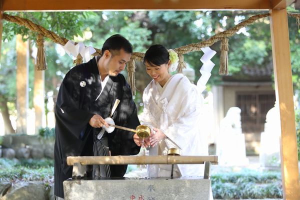 “和装で結婚式前撮り！白無垢＆色打ち掛けで浜松城での写真撮影”