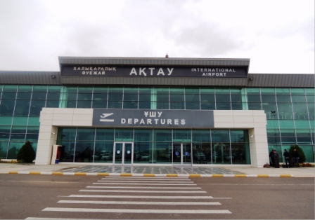 アクタウ空港への道中　（カザフスタンの旅）