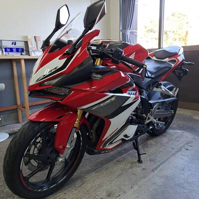 新車、中古車、続々入荷してます★ 新車、中古車、続々入荷してます★