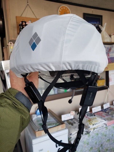 ヘルメットにインカムをIN ヘルメットにインカムをIN
