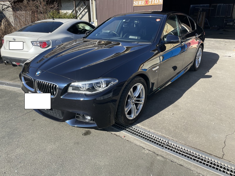 BMW５シリーズ　ヘッドライト水滴・曇り修理　NO2