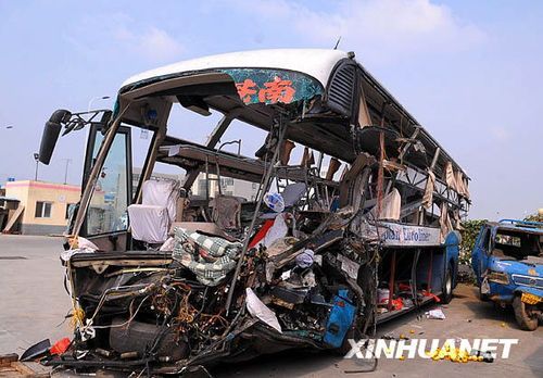 観光バスの交通事故が多い支那