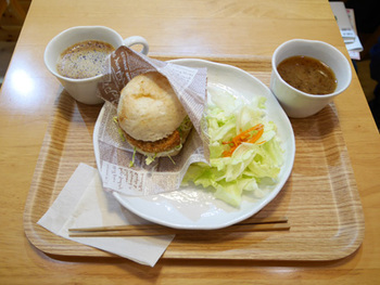 マクロビオティックが揃う、リマカフェ リマ新宿店 マクロビオティックが揃う、リマカフェ リマ新宿店