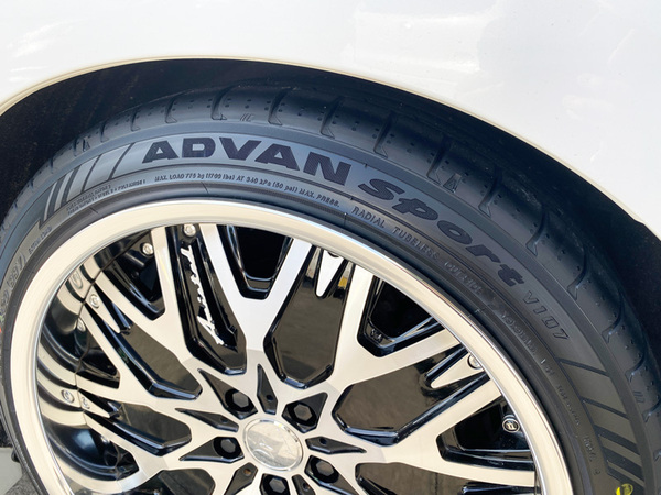 「アルファード 245/40R20 ADVAN Sport V107」 「アルファード 245/40R20 ADVAN Sport V107」