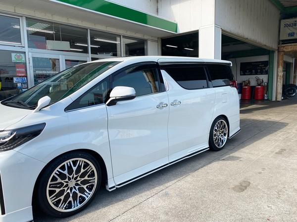 「アルファード 245/40R20 ADVAN Sport V107」 「アルファード 245/40R20 ADVAN Sport V107」