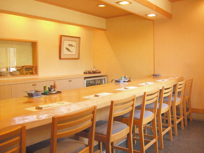 季節の美味を贅沢にいただける名店 季節の美味を贅沢にいただける名店