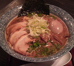 ラーメン矢吹(静岡市ドンキホーテ側)