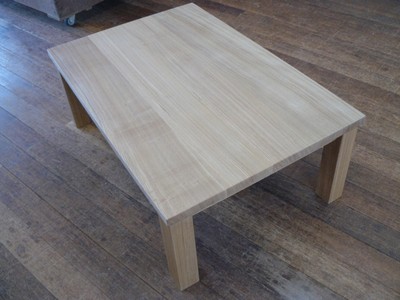 タモ無垢材柾目のリビングテーブル | 無垢材オーダー家具製作 アイコー