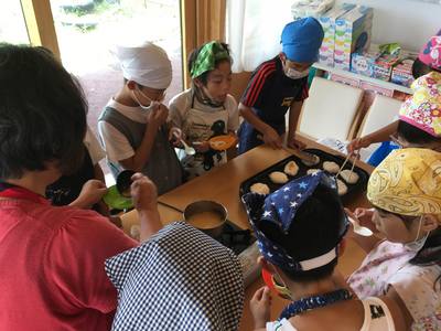 夏休み「自分よのなか塾」7日目～うどん・おやつ作り、アナログゲーム～