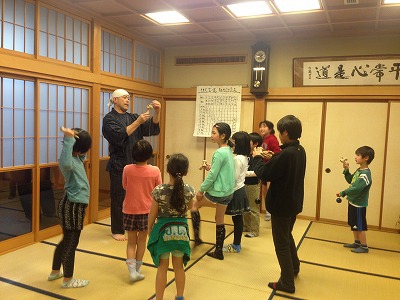 春休みわくわく寺子屋（3/30水：けん玉大会）