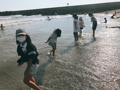 第３回自分よのなか塾（海で学ぶ理科・社会「魚の色と海の色の秘密」）