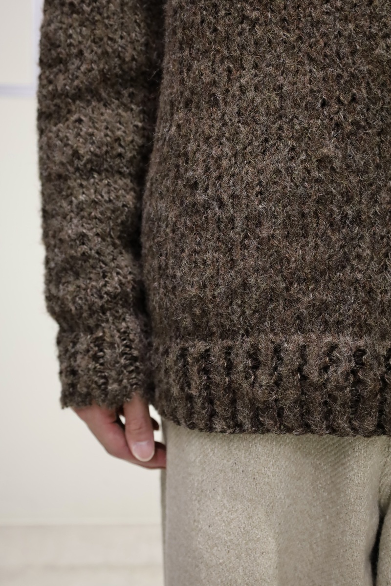 NAHYAT Damaged Hand-Knit
