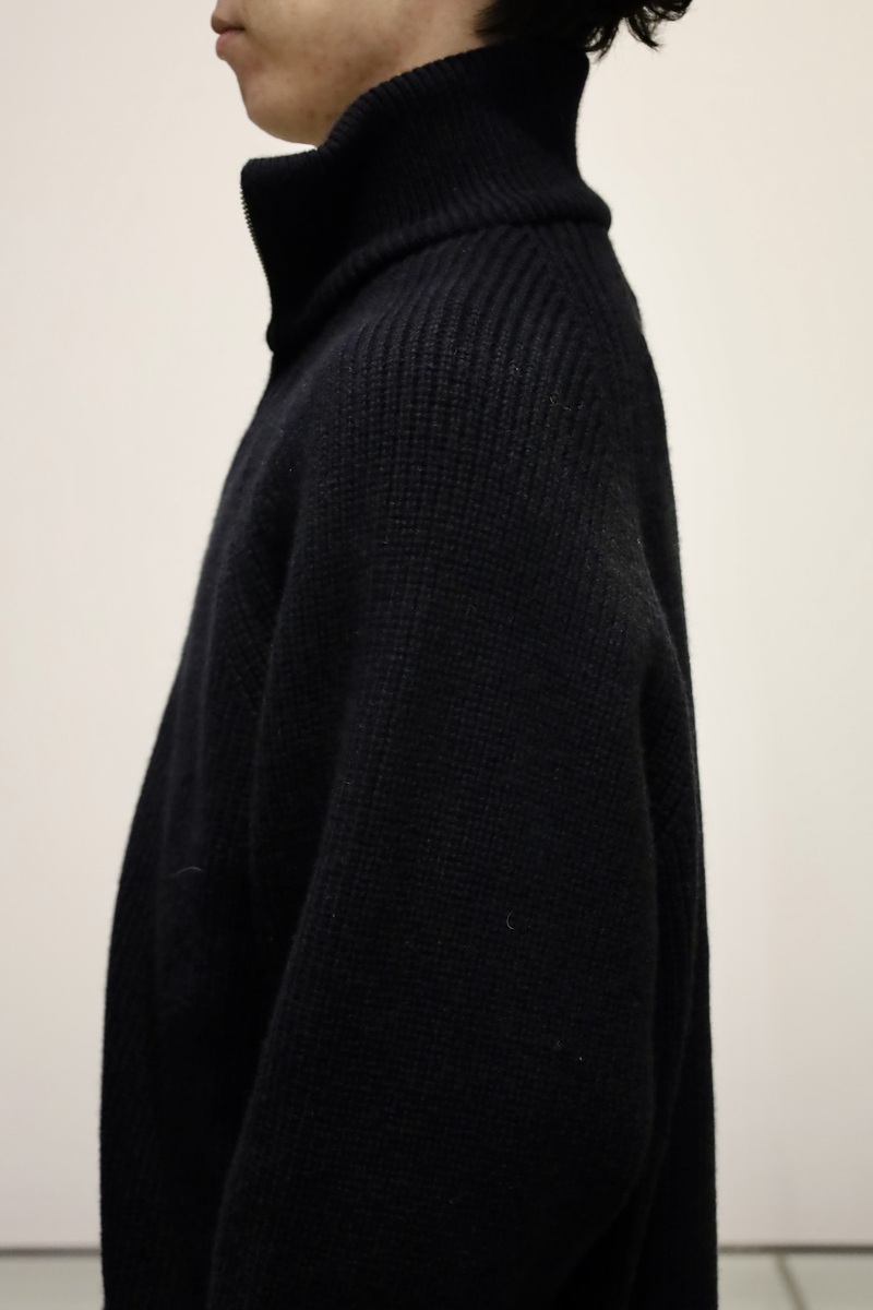 THE RERACS BULKY CASHMERE/SILK DRIVERS KNIT BLACK│Ambiance