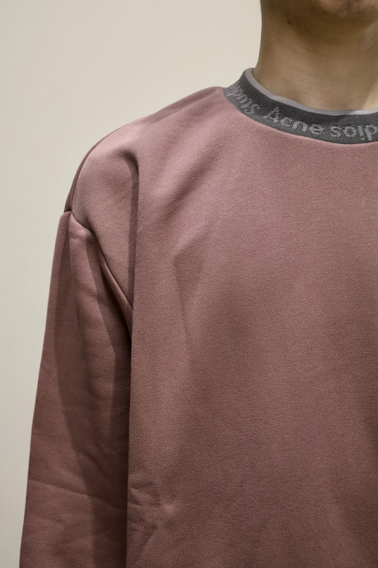 Acne Studios STYLING