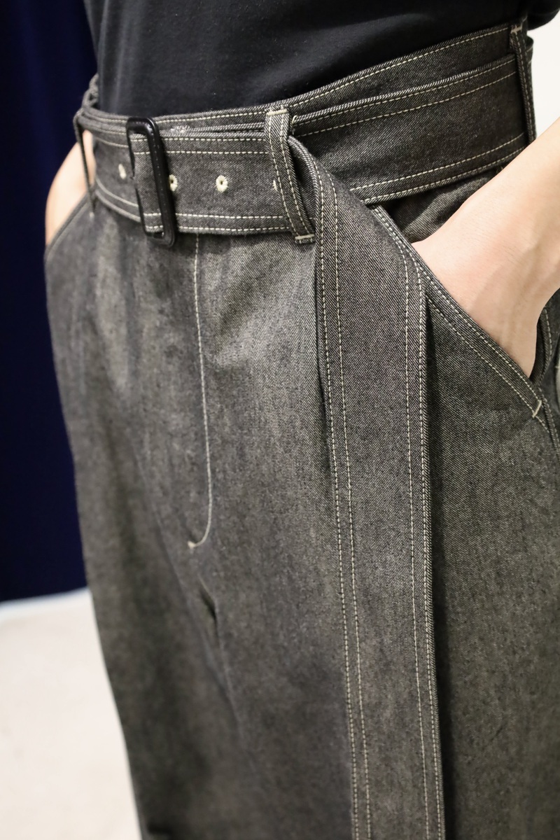 THE RERACS The Belted Wide Denim│Ambiance