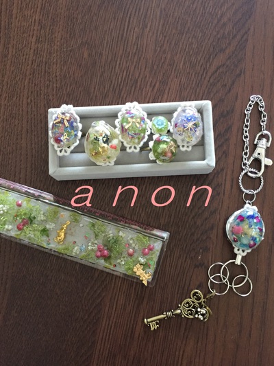 お花のアクセサリー