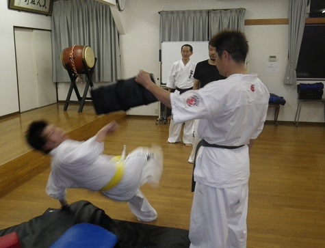 昨日の稽古後の自主トレ