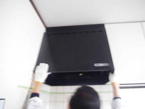 レンジフード交換＆テラス屋根張替え工事