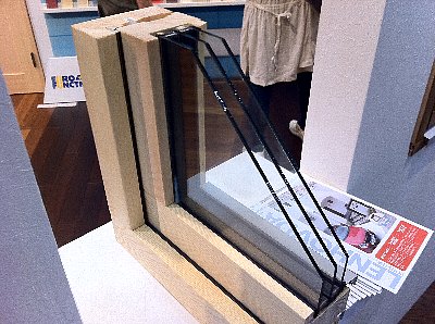 窓！