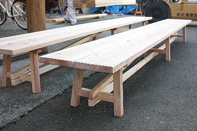 ベンチを作りました。