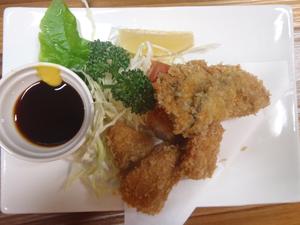 魚の特製たれ漬け　大葉巻き