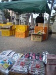 ご近所マーケット開店中！ 2011/02/08 10:30:53