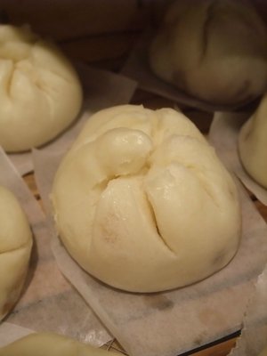 包子（パオズ）