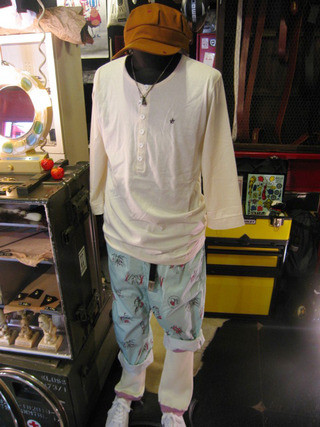 HENRY と U