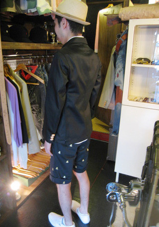 SHORT PANTS