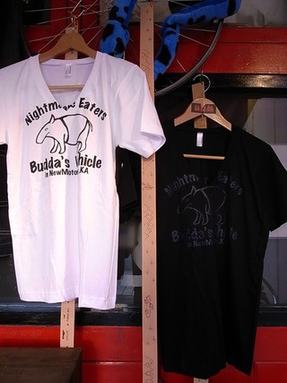 バクTEE入荷です