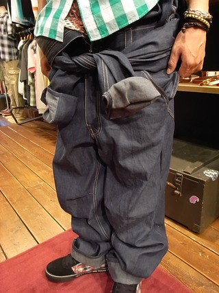 WORK-AHOLIC SUIT 予約会してます！