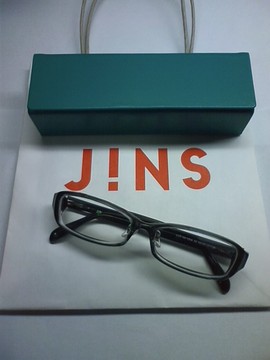 JINSにかえました