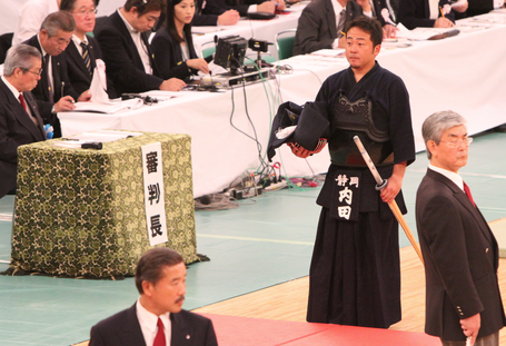 全日本出場！磐田東高剣道部 内田監督、選手としての1日を振り返る。。。