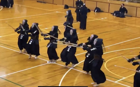 錬成会、仕上げの素振り！