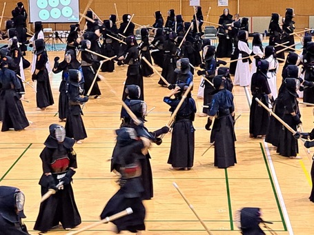 磐田東剣道部男子中学生、アップ！